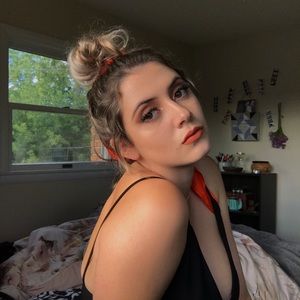 Meet your Posher, Shay